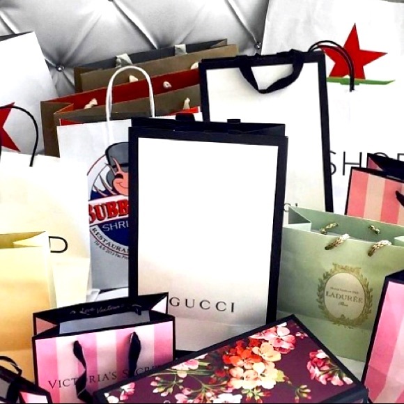 Meet your Posher, Shayon - Picture 1 of 1